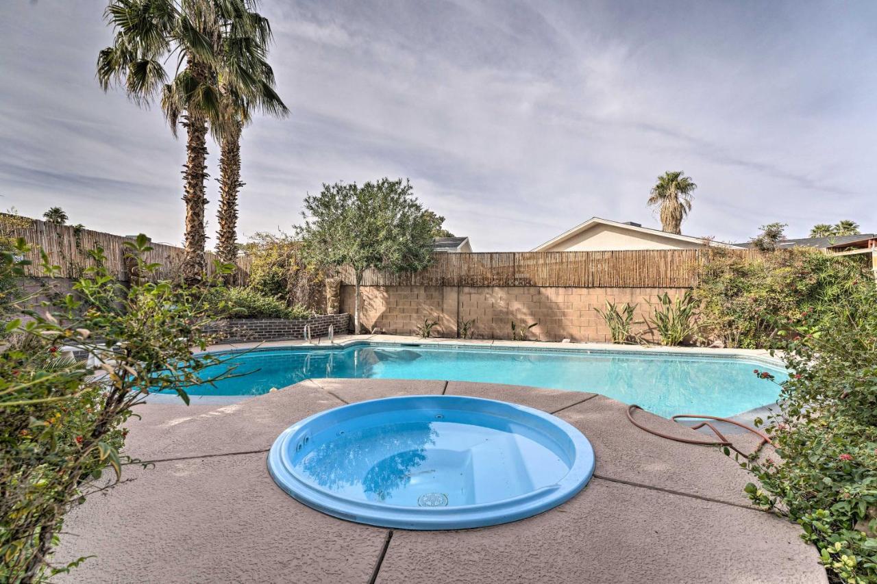Vegas Oasis Home With Pool And Spa 7 Miles To Strip Las Vegas Dış mekan fotoğraf